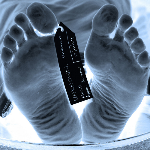 cadaver feet toes death
