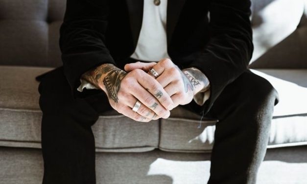 Mindful AF: Does This Make Me More Authentic?